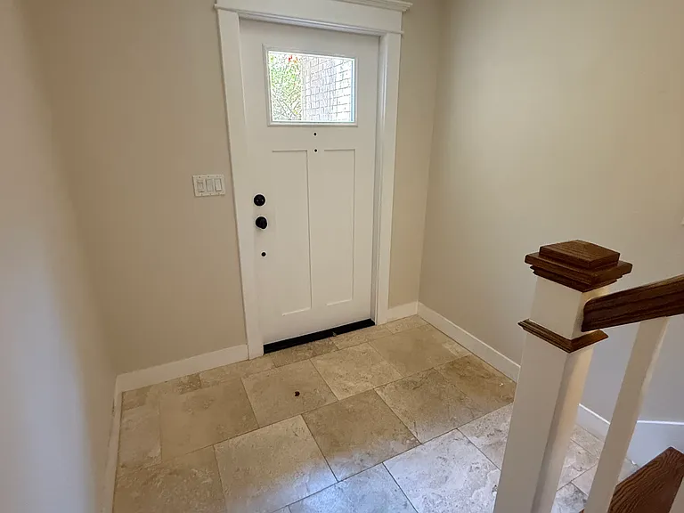 2540 W Tennessee Ave — Photo 4
