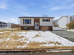 60 La Pierre Cres, Dartmouth, NS B2W 5E2