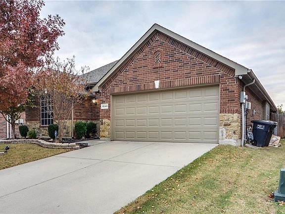 3rd image of 4648 Lance Leaf Dr