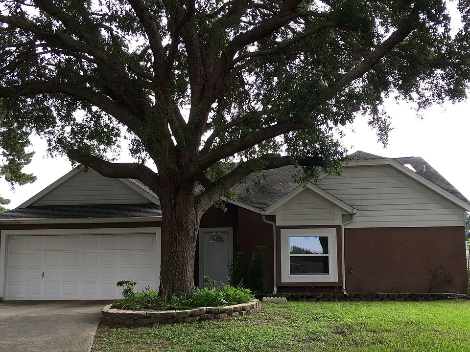1st image of 245 Murcott Ct