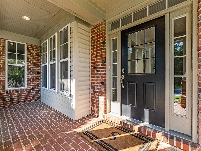 4039 Cray Dr — Photo 4