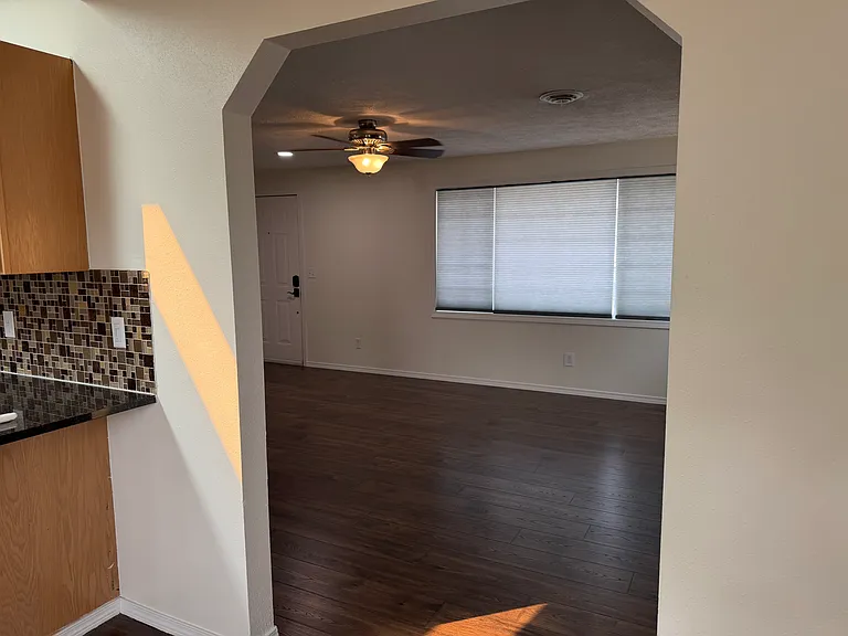 5820 N Moore St — Photo 14