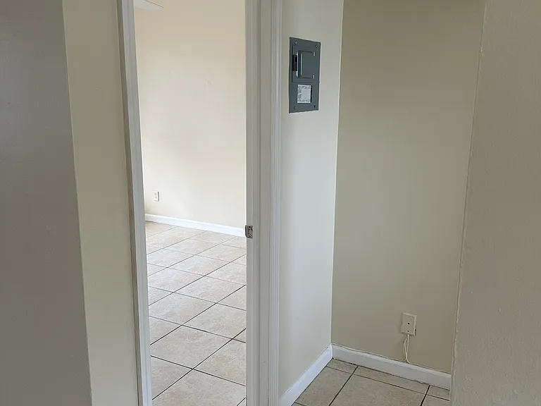13230 NE 6th Ave #2 — Photo 11
