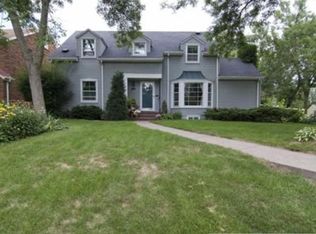 1705 Highland Pkwy, Saint Paul, MN 55116