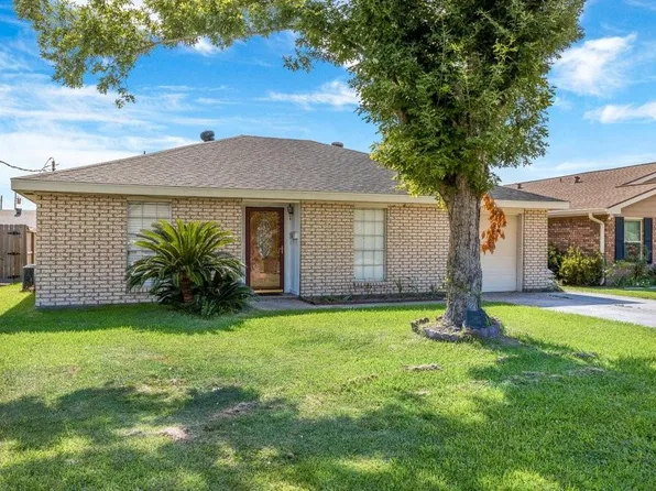 4033 Brentwood St, Lake Charles, LA 70607