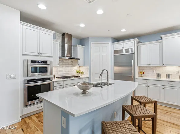8158 N Circulo El Palmito, Tucson, AZ 85704