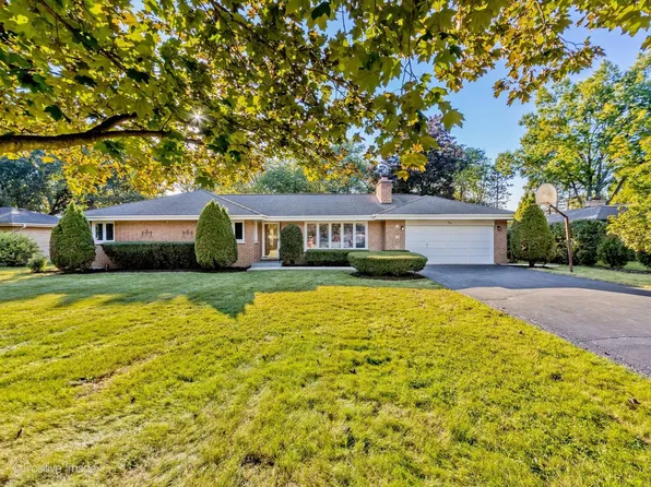 404 Tomah Ave, Prospect Heights, IL 60070