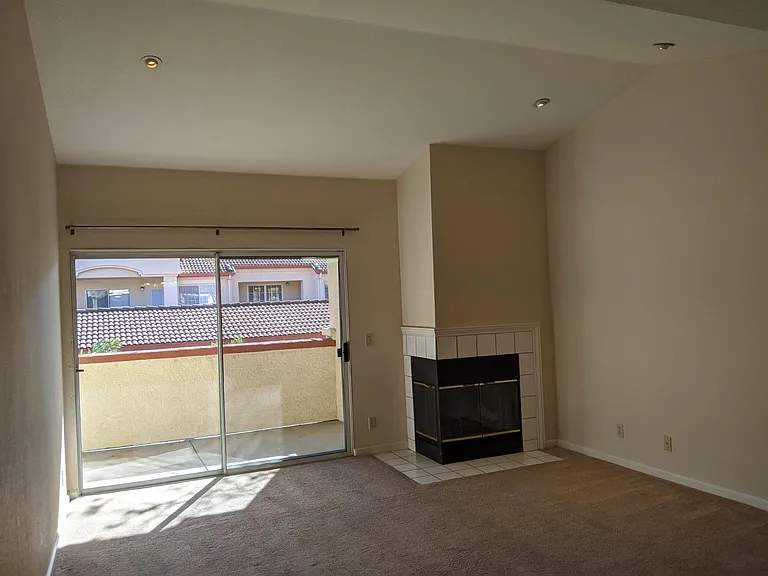 7003 Stagecoach Rd — Photo 3
