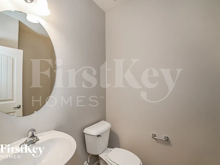 1931 W Desert Spring Way — Photo 14