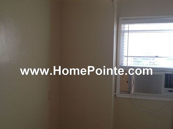 4th image of 2208 10th Ave