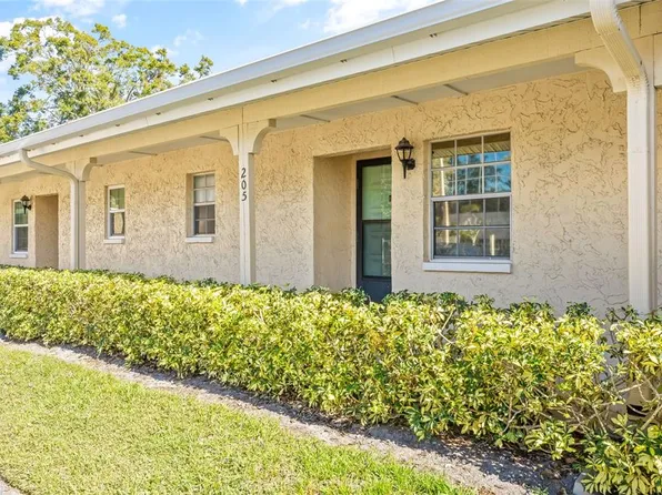2465 Northside Dr APT 205, Clearwater, FL 33761