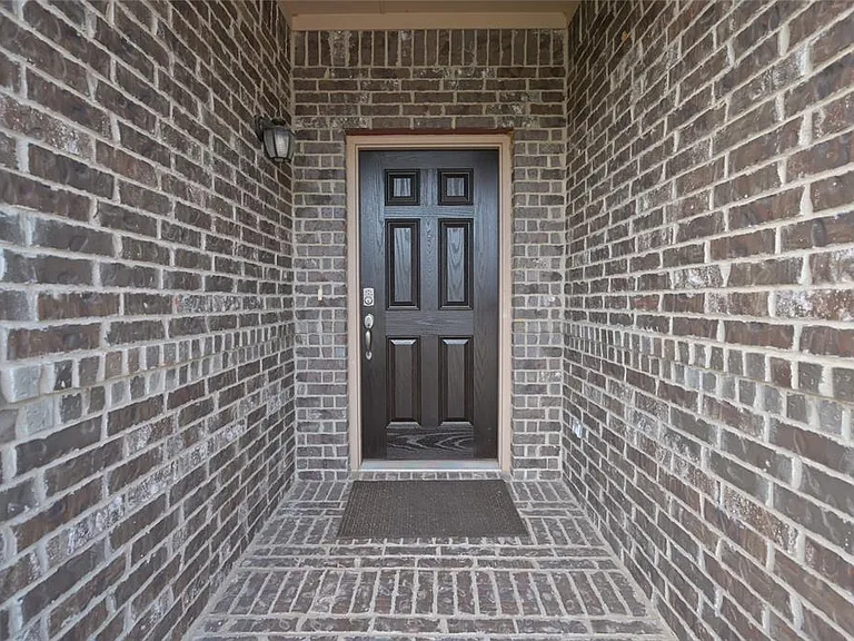 Covered Front Porch