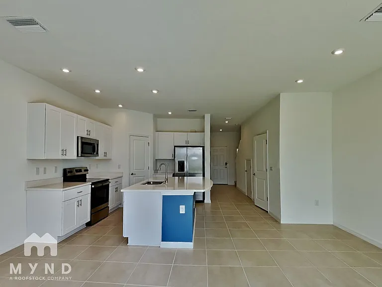2274 Alee Ln — Photo 2