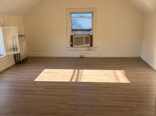 (undisclosed Address), Lewistown, PA 17044
