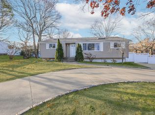 172 Horseblock Road, Centereach, NY 11720