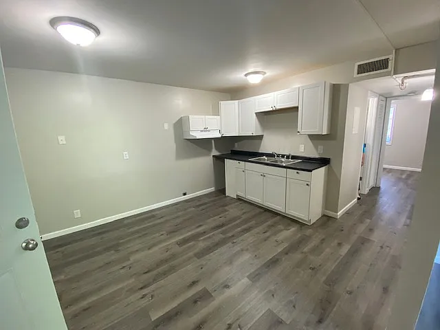 1321 SW Polk St — Photo 5