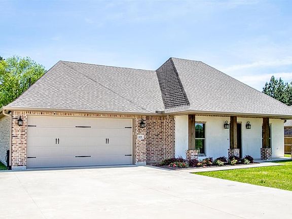2nd image of 675 Dayna Ln