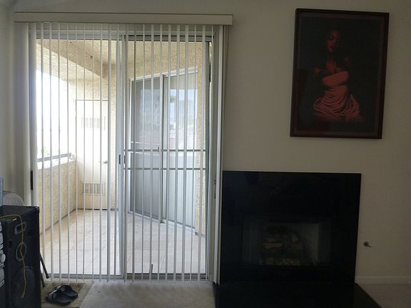 Living Room 
Shared access to balcony.