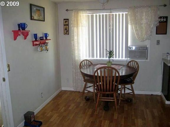 1143 N. Park Ave., Eugene