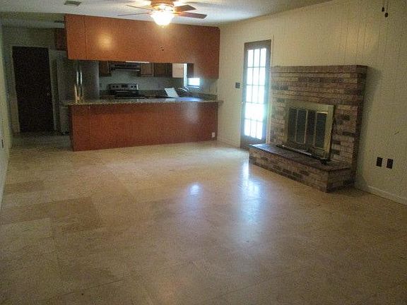 view of family room looking into the kitchen