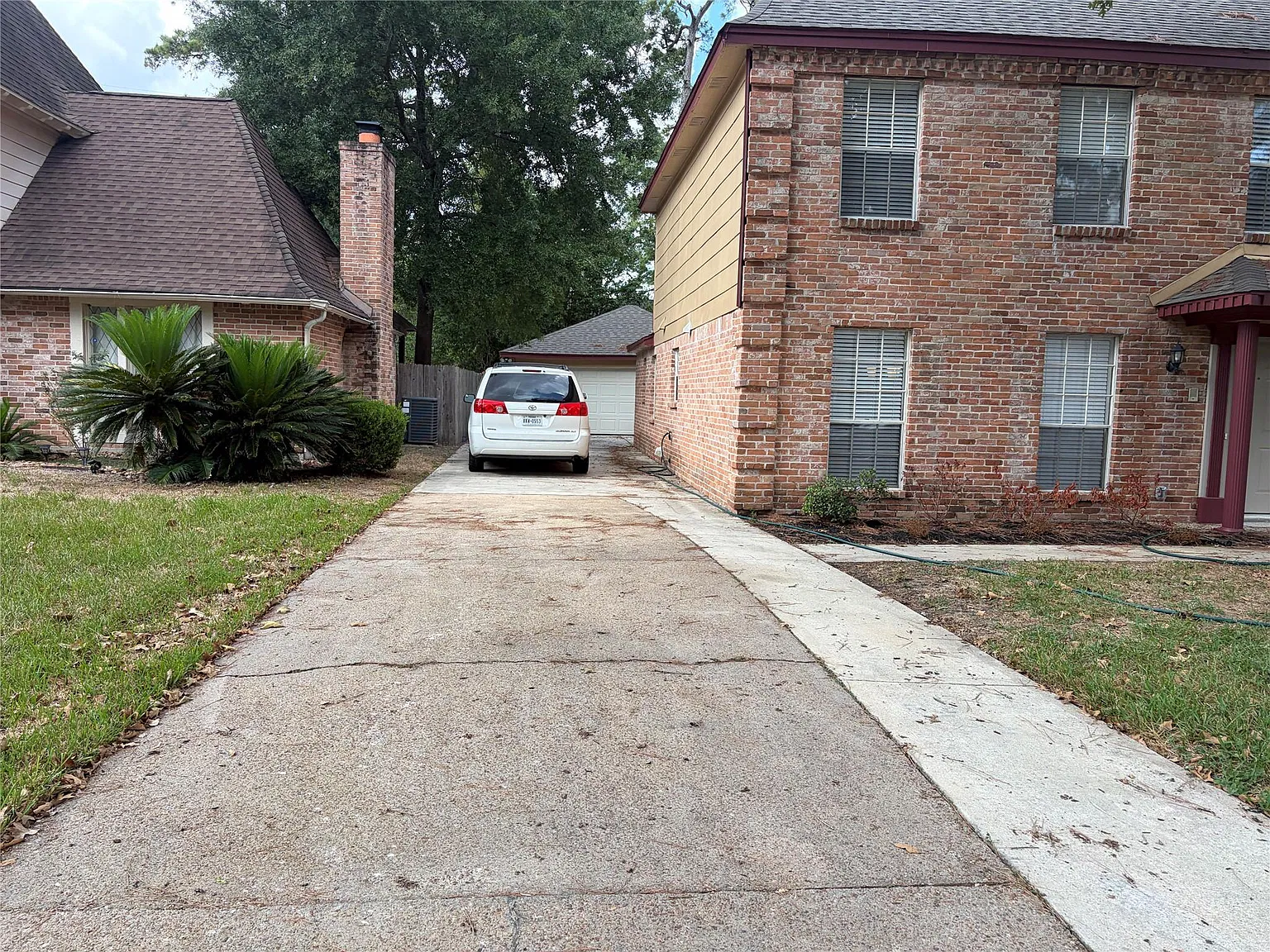 6 bed, 3.0 bath, 3108 sqft, $2,800 — Photo 3