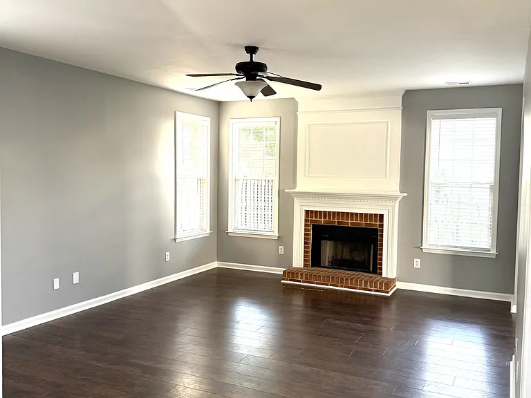 5517 Keowee Way — Photo 2