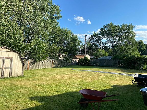 3rd image of 3010 Wilder Dr