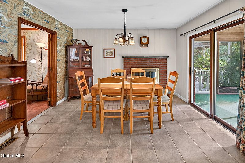 5th image of 304 New Salem Road