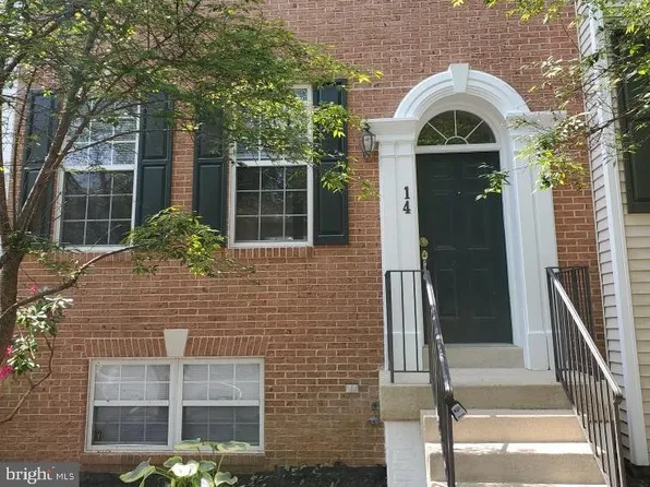 14 Castle Garden Ct, Olney, MD 20832
