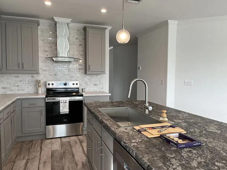 24300 Airport Rd #26 — Photo 7