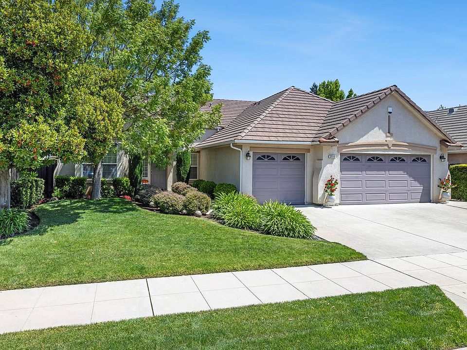 1st image of 2549 Whiteash Ave