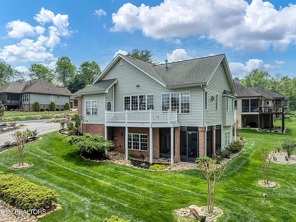 5th image of 155 Coyatee Cir