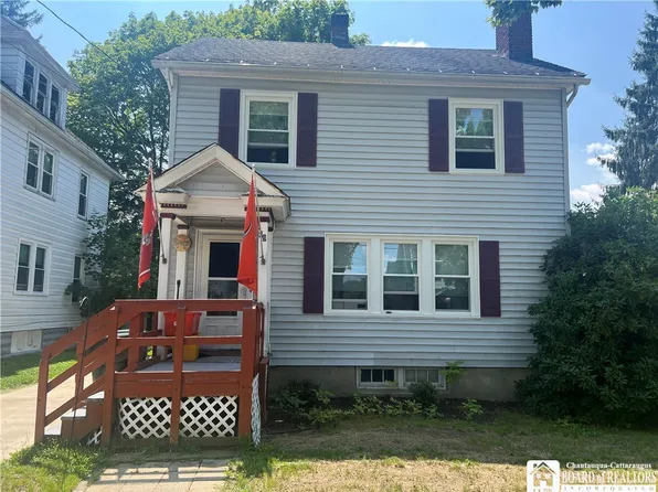49 Pershing Ave, Jamestown, NY 14701