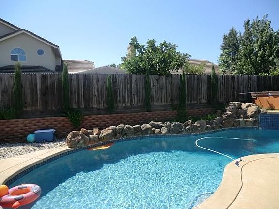 2nd image of 7197 Marblethorpe Dr