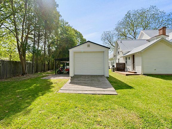63rd image of 1505 Pendergrass Rd
