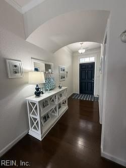 3rd image of 521 Abelia Way