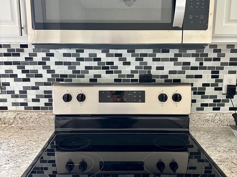 Brand New Appliances!