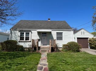 12 Yarnell Ave #ALL, Middletown, RI 02842