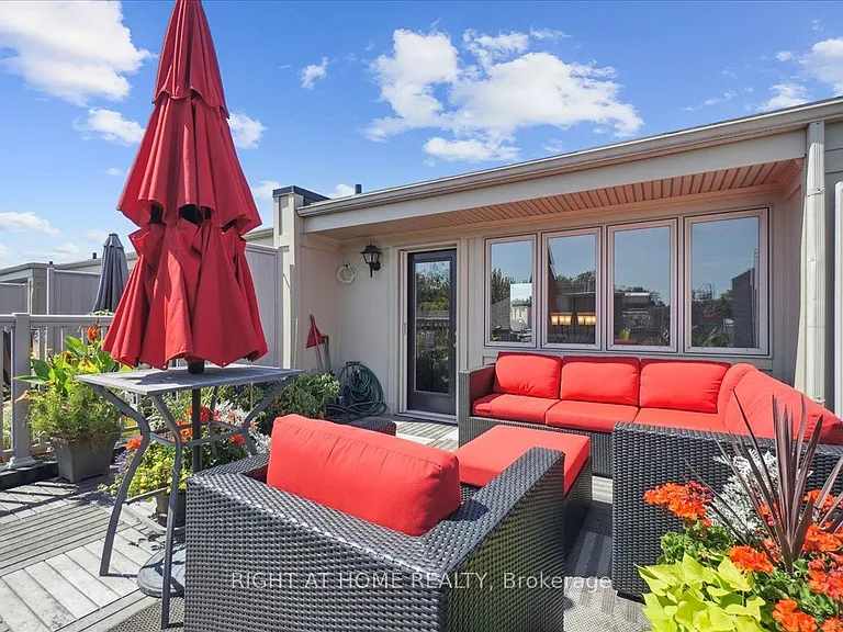 99 Brant St #7 — Photo 30