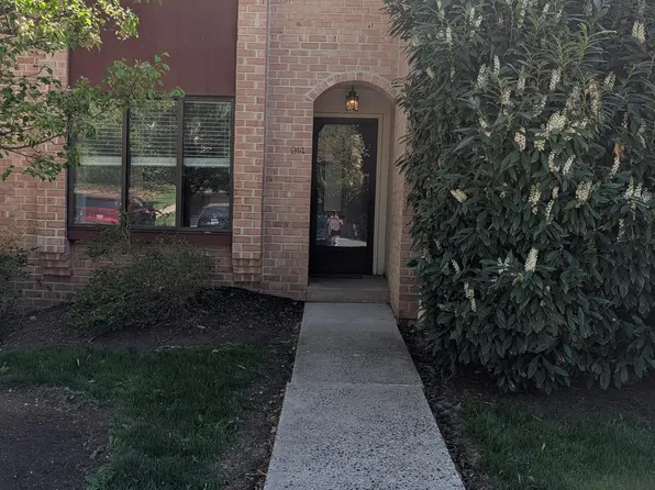 214 Stonybrook Dr #214, Norristown, PA 19403