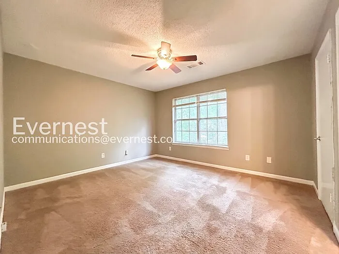 396 Promenade Ct — Photo 12
