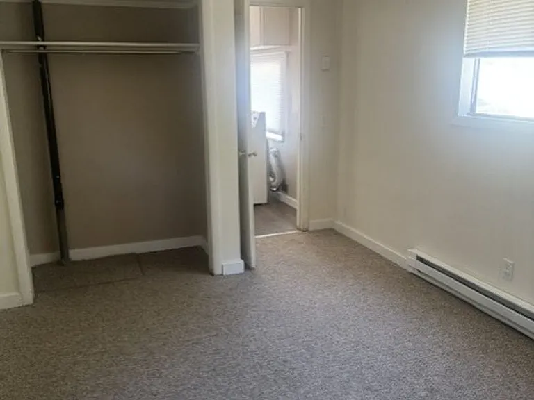 410 W Bullion St — Photo 11