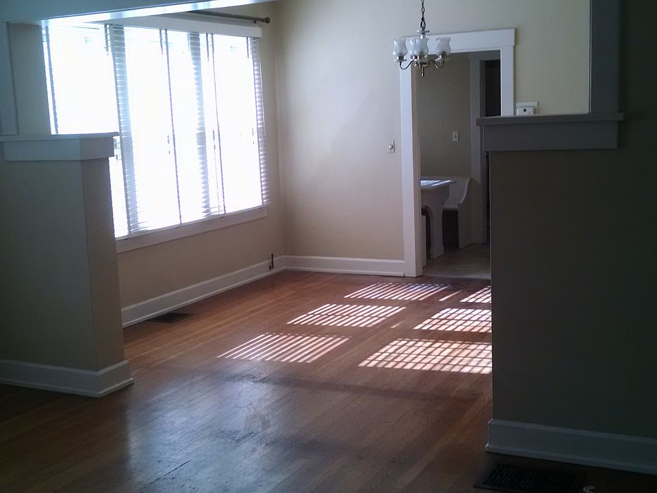 1st image of 3213 Montview Dr