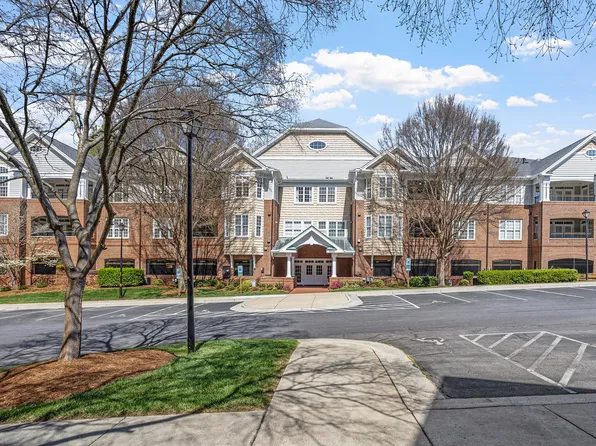 3700 Baron Cooper Pass Unit 204, Raleigh, NC 27612