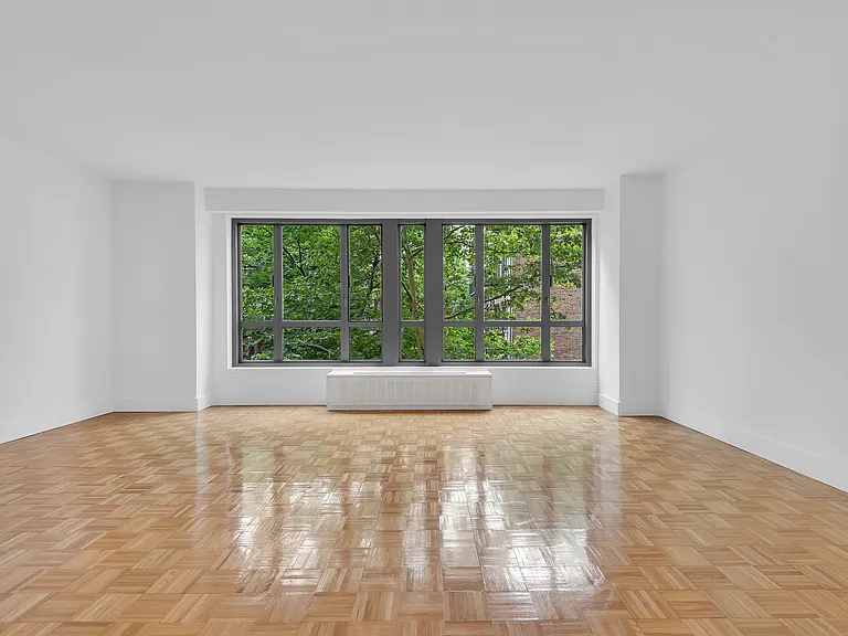 501 E 87th St #3K — Photo 2