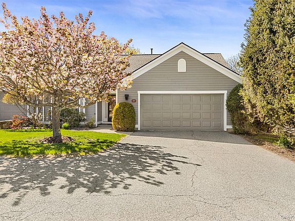 2nd image of 415 Heritage Hills Drive #D
