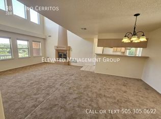 98 Camino Cerritos, Edgewood, NM 87015
