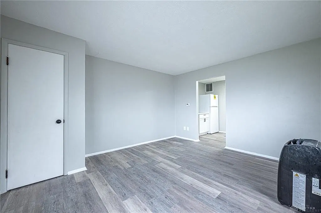 1 bed, 1.0 bath, 574 sqft, $815 — Photo 3