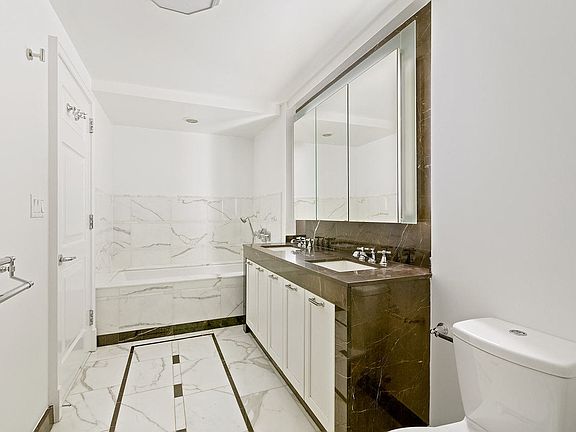 5th image of 205 E 85th St APT 5K