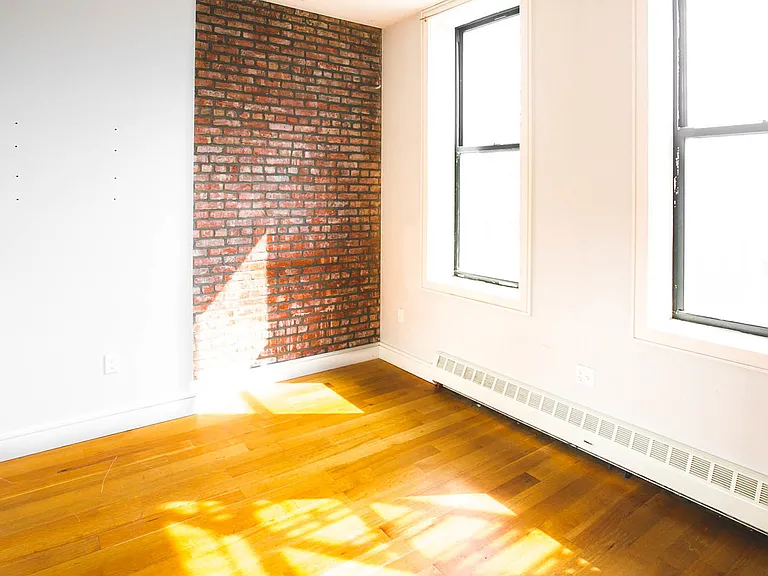 293 Irving Ave #4R — Photo 9